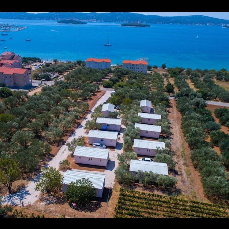 Luxury Mobile Homes Liza Biograd Na Moru Exterior photo
