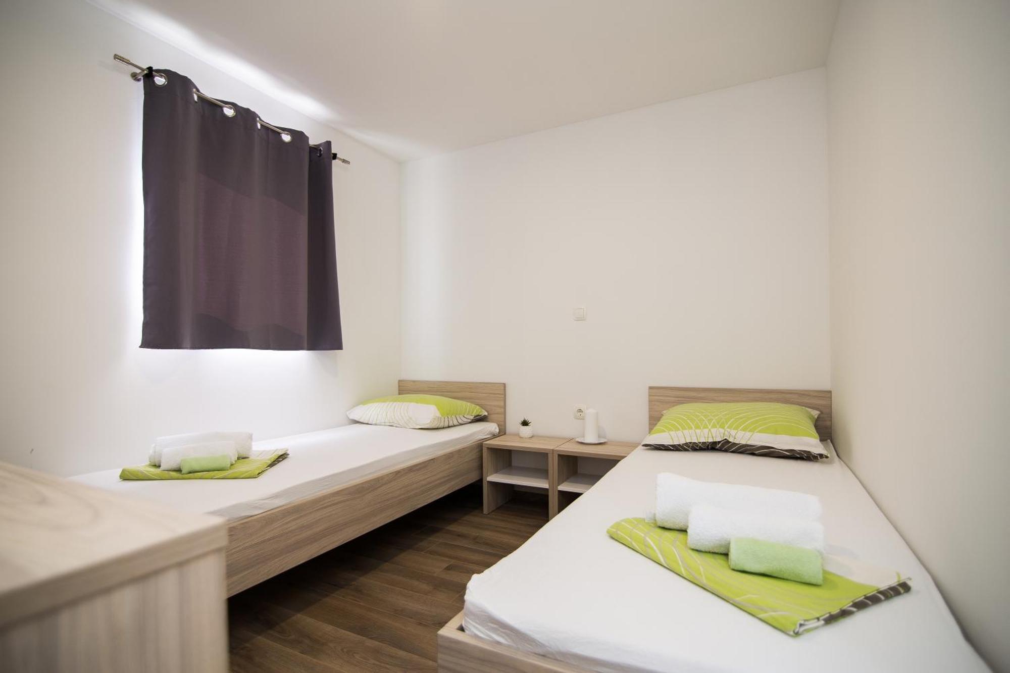 Luxury Mobile Homes Liza Biograd Na Moru Exterior photo